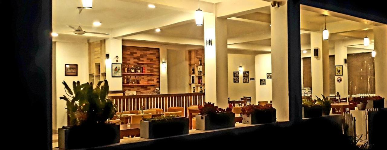 Kandy Rivers Edge Nature Resort Екстер'єр фото