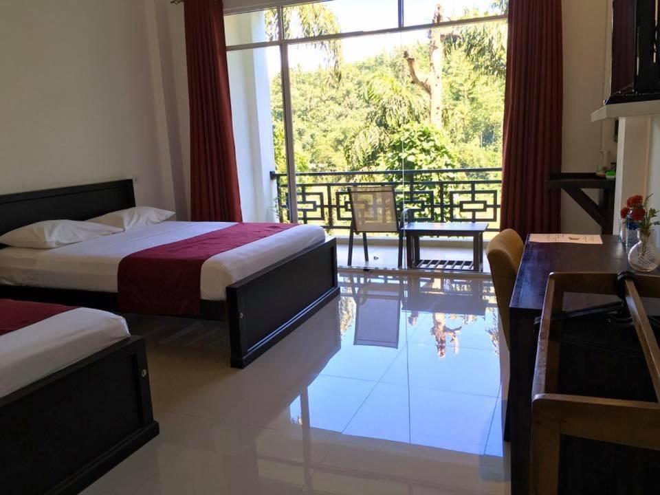 Kandy Rivers Edge Nature Resort Екстер'єр фото